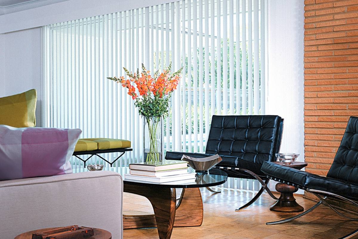 Hunter Douglas Vertical Solutions® Vertical Blinds Blinds for Sliding Glass Doors near Richardson, Texas (TX)